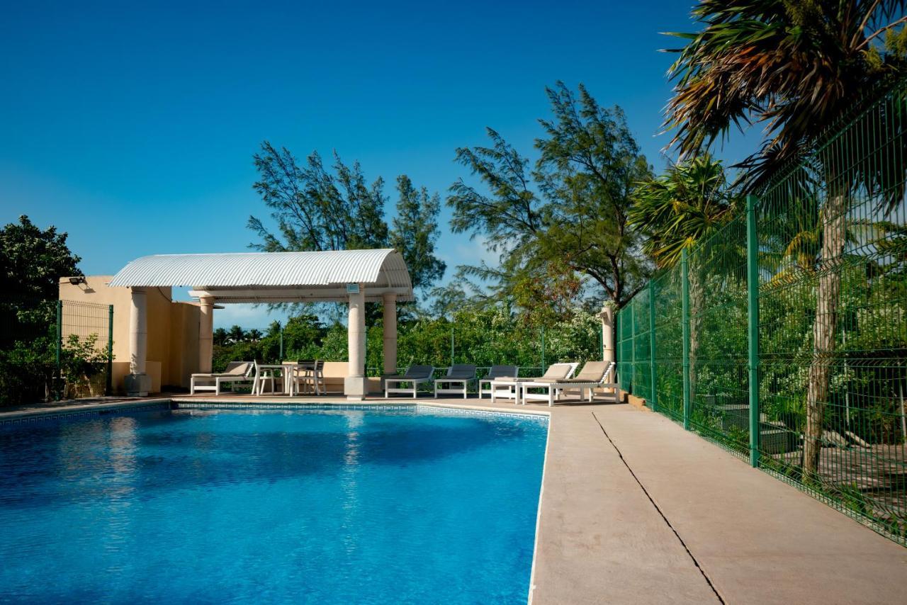 Newly Renovated ! Villa Laguna แคนคูน ภายนอก รูปภาพ