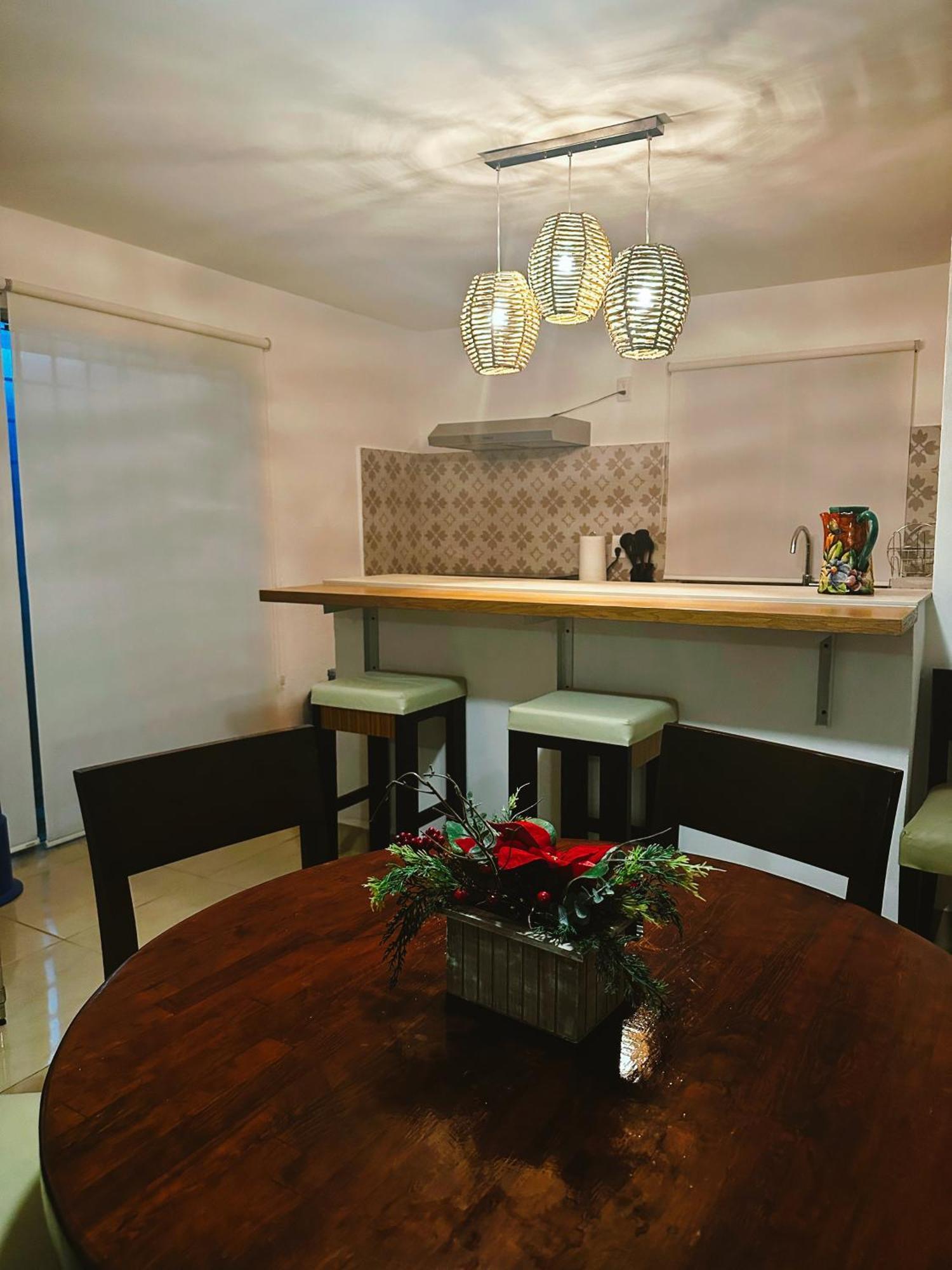 Newly Renovated ! Villa Laguna แคนคูน ภายนอก รูปภาพ